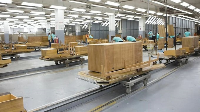 Hoa Kỳ tiếp tục gia hạn thời gian điều tra xem xét phạm vi sản phẩm và lẩn tránh thuế phòng vệ thương mại đối với tủ gỗ từ nhập khẩu Việt Nam