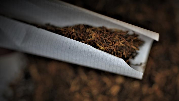 Indonesia áp thuế tự vệ toàn cầu đối với một số sản phẩm giấy bọc thuốc lá